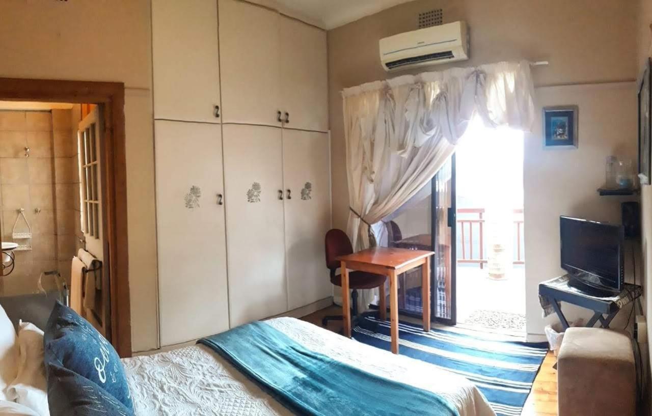 Bayview Guest House Amanzimtoti Exterior photo
